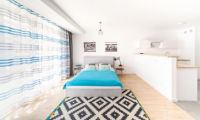 Raval Apartments - Light Blue in Rewal